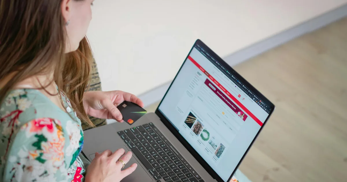 Recurring Invoices and Subscription Billing: A Practical Guide for E-Commerce Sellers